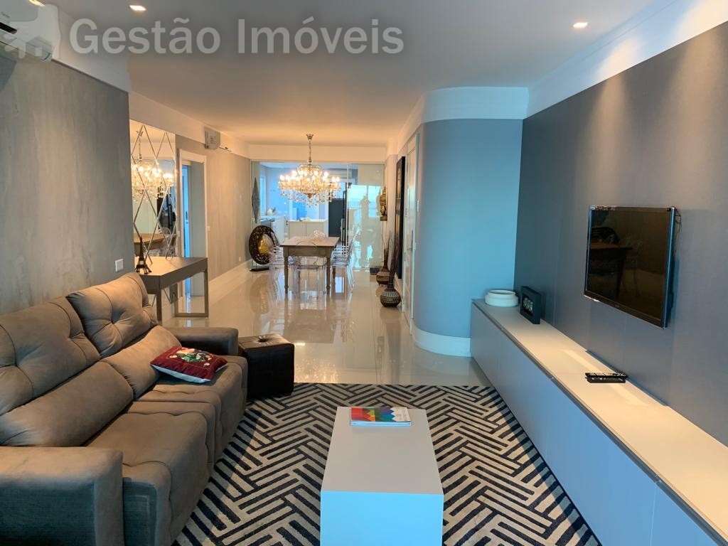 Apartamento de Luxo Frente Mar para locação anual em Balneário Camboriú