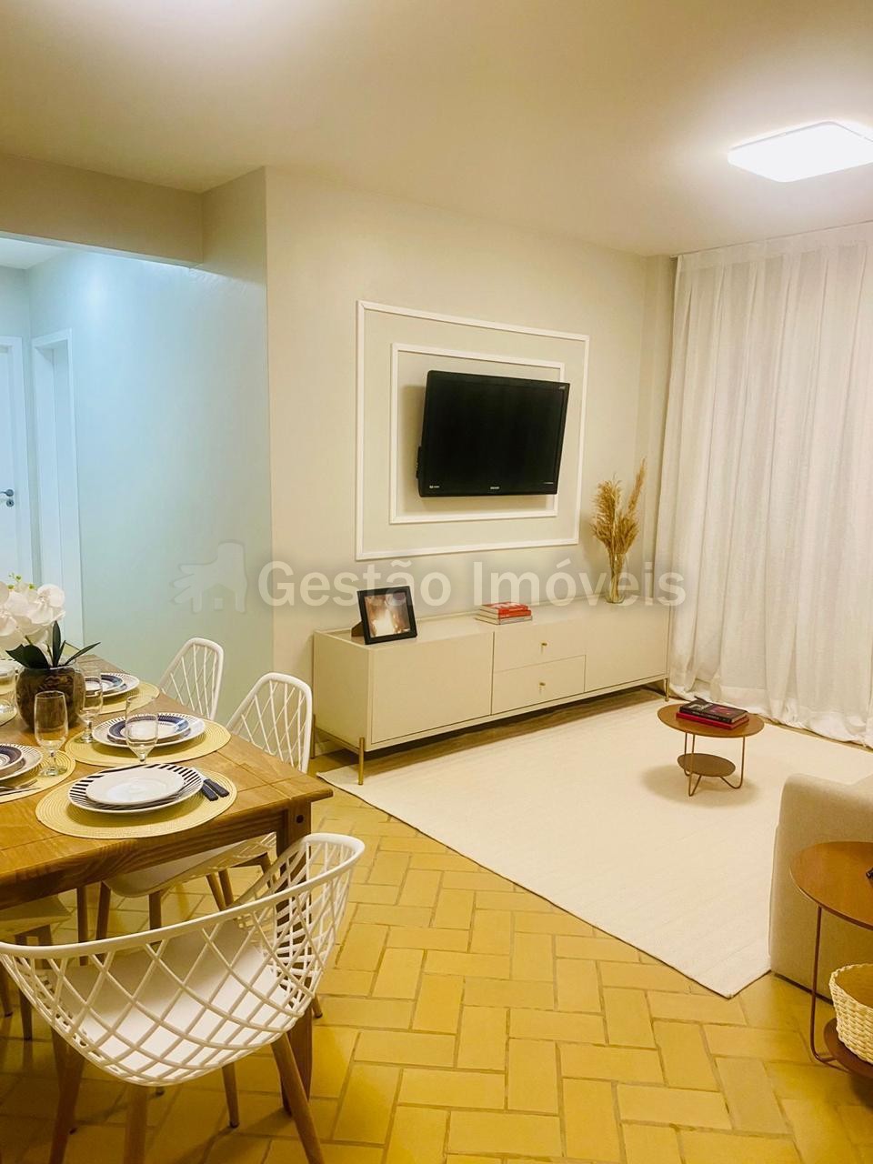 OPORTUNIDADE!! Apartamento 2 quartos para Venda com ótima localização perto do camelódromo em BC