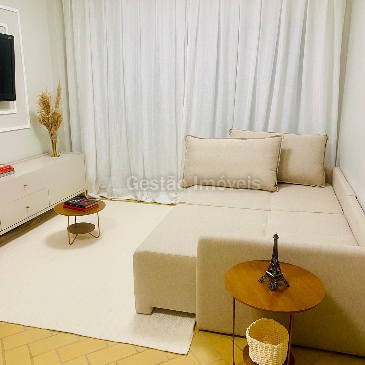 OPORTUNIDADE!! Apartamento 2 quartos para Venda com ótima localização perto do camelódromo em BC