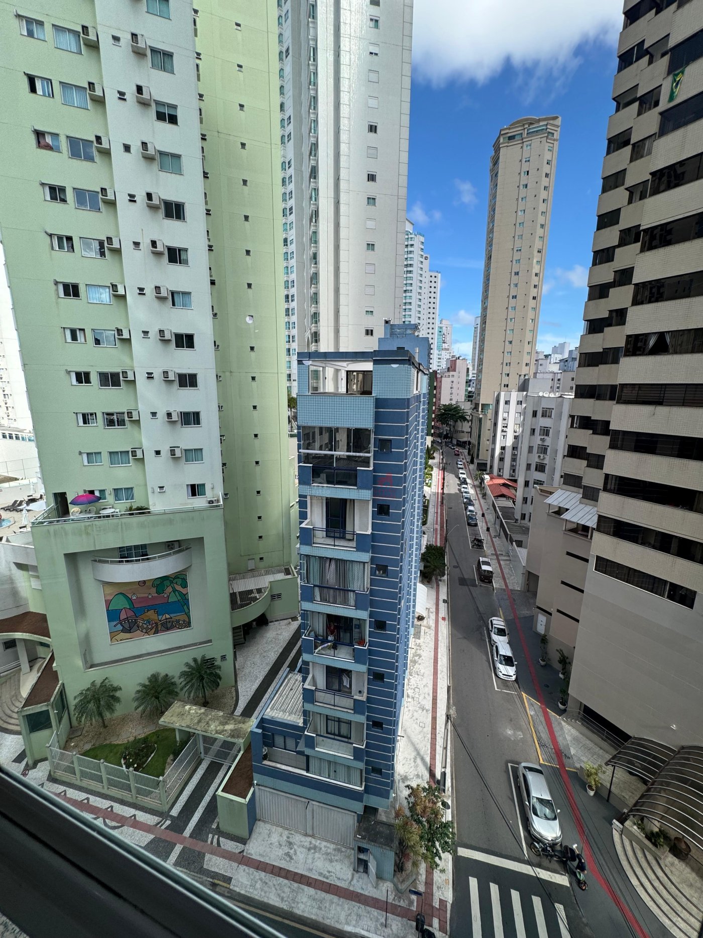 Oportunidade!!! Apartamento 3 quartos Vista Mar no Centro de Balneário Camboriú 