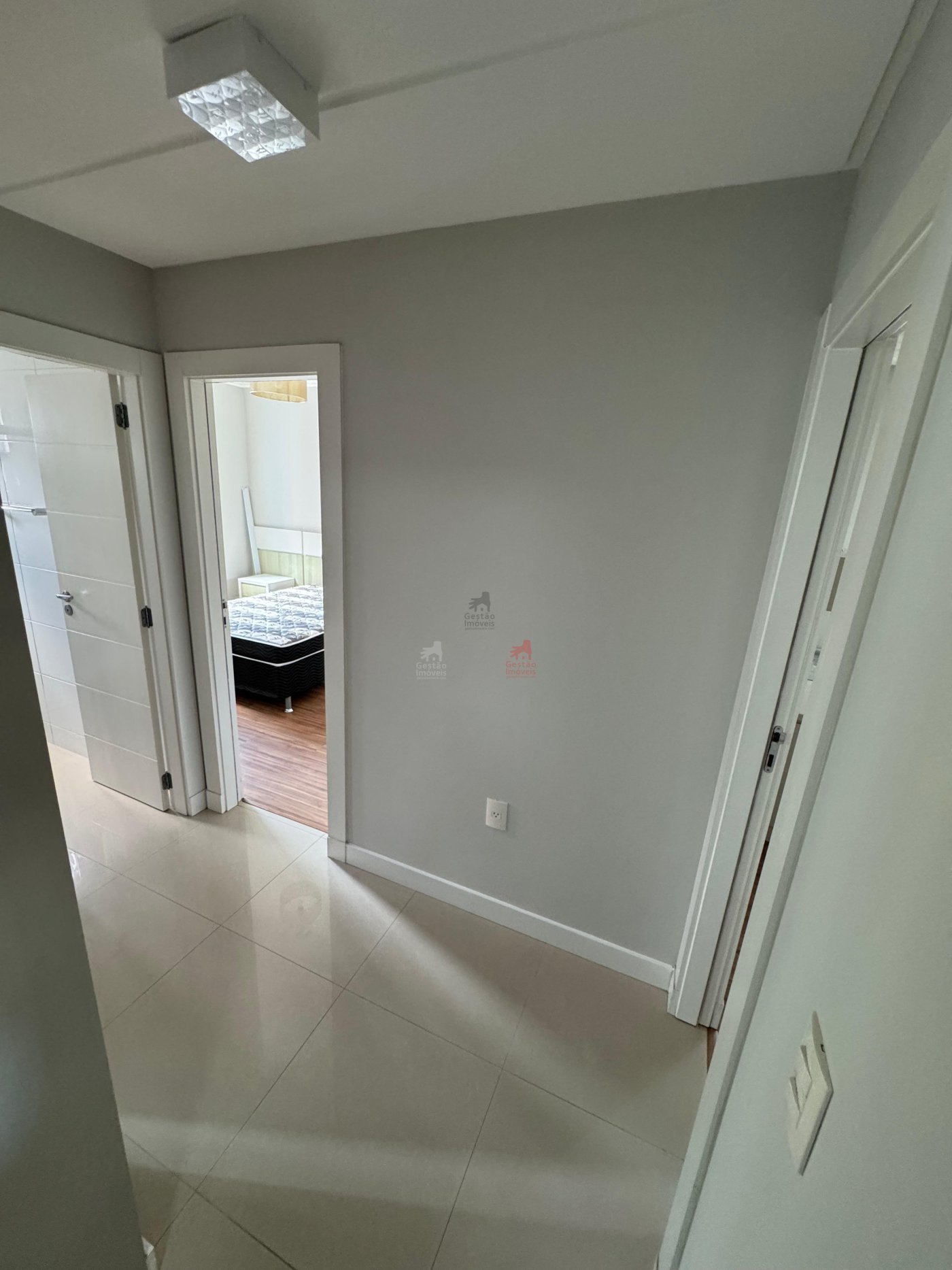 Oportunidade!!! Apartamento 3 quartos Vista Mar no Centro de Balneário Camboriú 