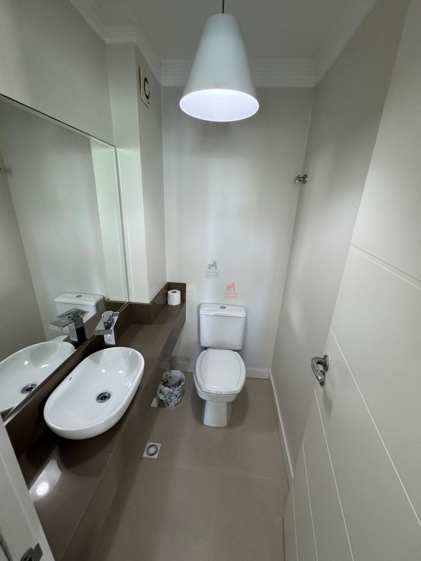 Oportunidade!!! Apartamento 3 quartos Vista Mar no Centro de Balneário Camboriú 