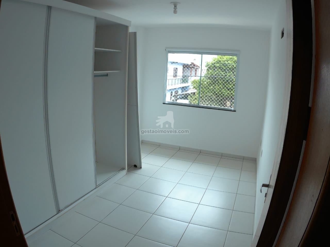 Triplex 2 dormitórios para locação no bairro municipios