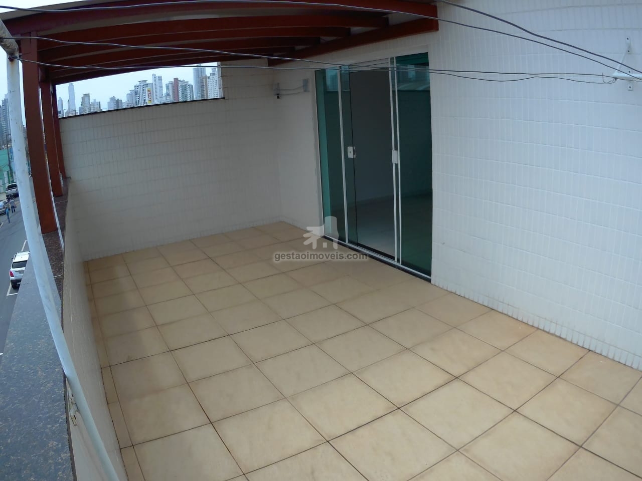 Triplex 2 dormitórios para locação no bairro municipios