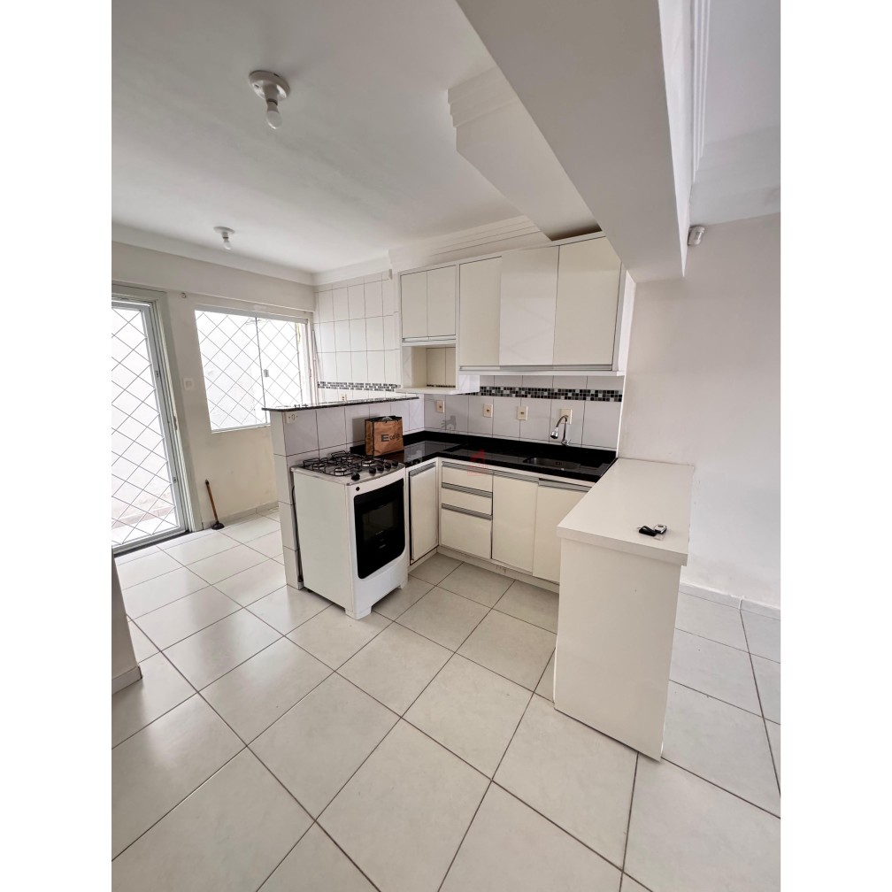 Sobrado 2 quartos para locação anual