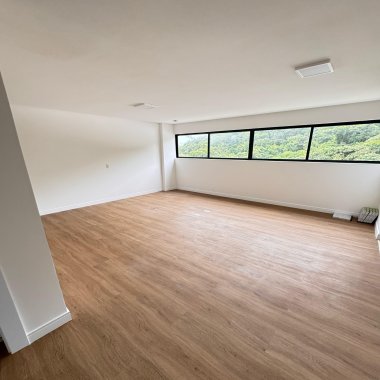 Apartamento 1 suíte para Locação Anual no bairro São Francisco de Assis em Camboriú