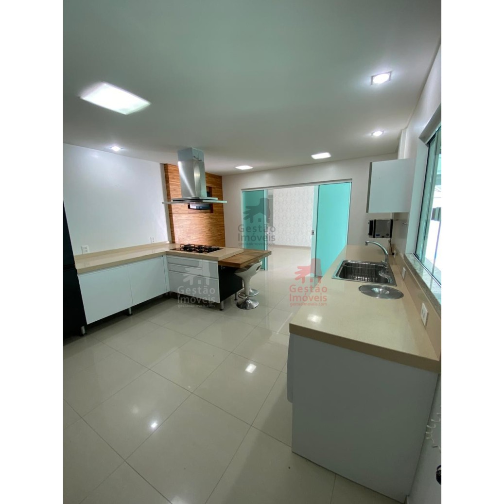 Mansão Exclusiva à Venda no Condomínio Vila Rica – Balneário Camboriú/SC