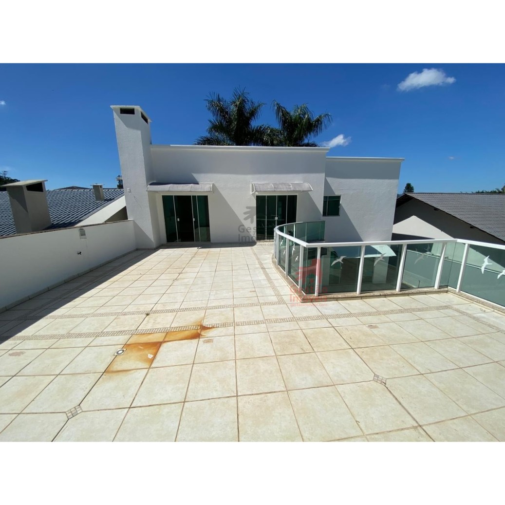 Mansão Exclusiva à Venda no Condomínio Vila Rica – Balneário Camboriú/SC