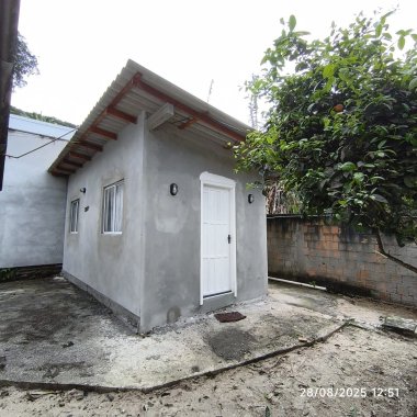 Kitnet para Locação Anual na Praia do Estaleiro – Balneário Camboriú