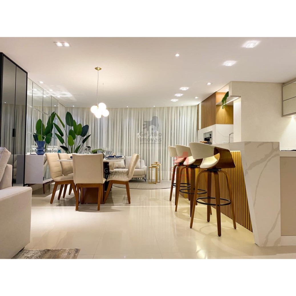 Apartamento 3 suítes para VENDA Anual no bairro Centro em Balneário Camboriú