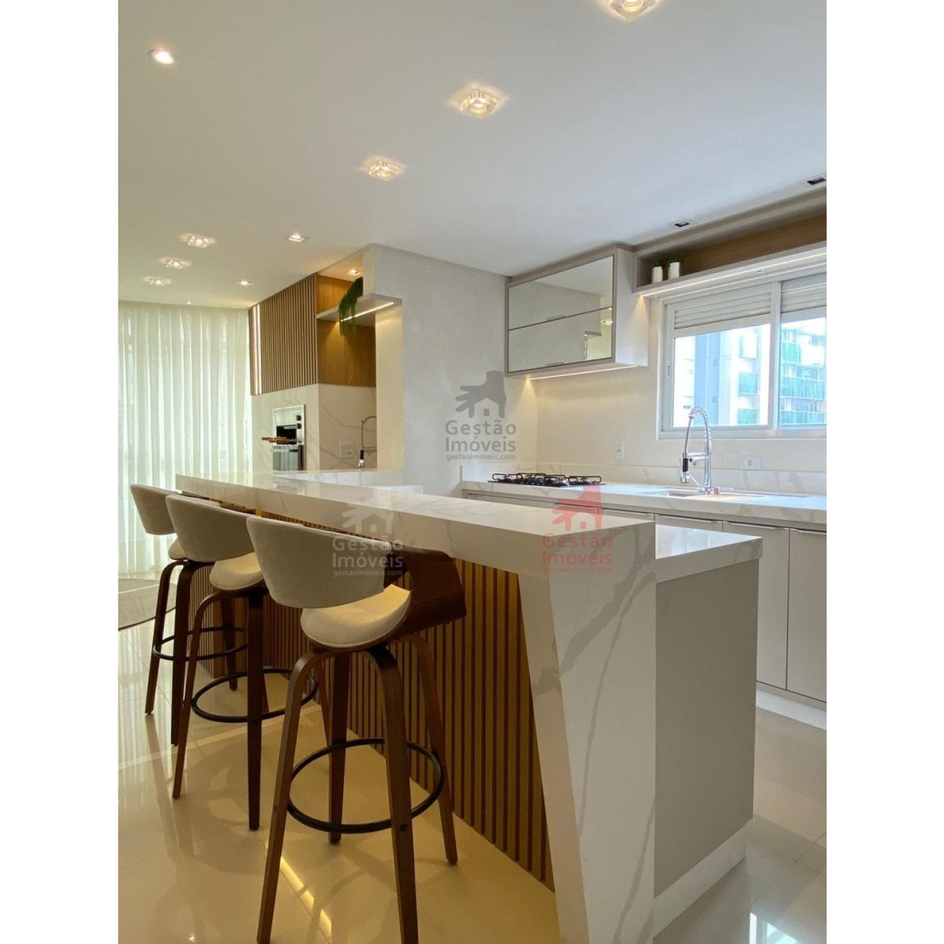 Apartamento 3 suítes para VENDA Anual no bairro Centro em Balneário Camboriú