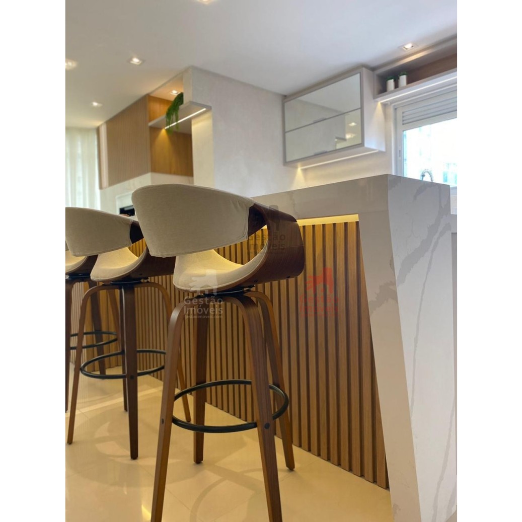 Apartamento 3 suítes para VENDA Anual no bairro Centro em Balneário Camboriú