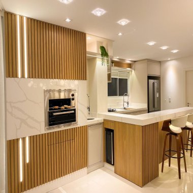 Apartamento 3 suítes para VENDA Anual no bairro Centro em Balneário Camboriú