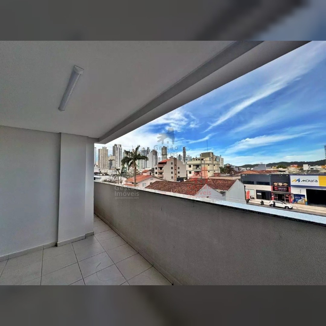 Apartamento Diferenciado com 2 quartos no Centro de BC