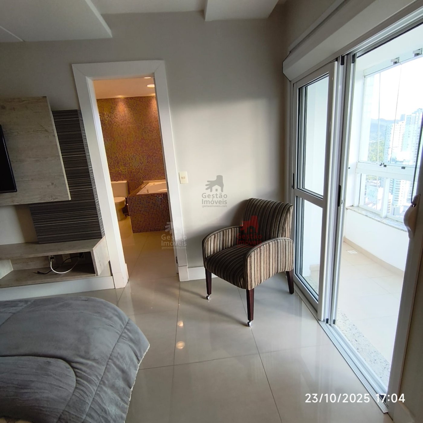 Duplex Frente Mar no Centro de Balneário Camboriú