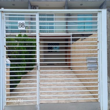 Sobrado com 2 suítes para Venda no bairro Santa Regina em Camboriú