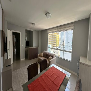 Apartamento 2 quartos para Locação Anual no bairro Pioneiros em Balneário Camboriú