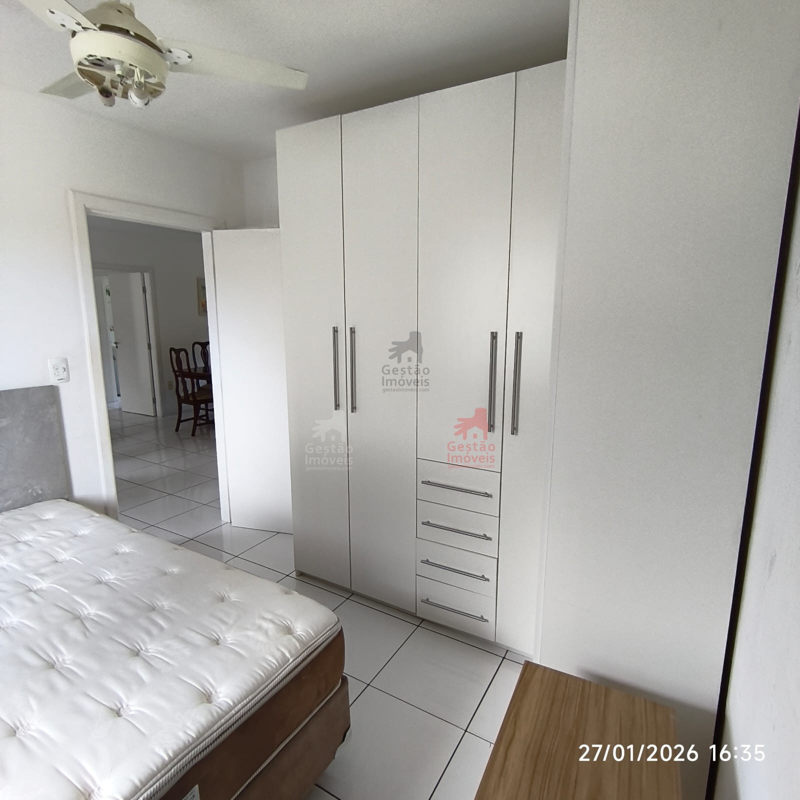 Casa 2 quartos para Locação Anual no bairro Nações em Balneário Camboriú