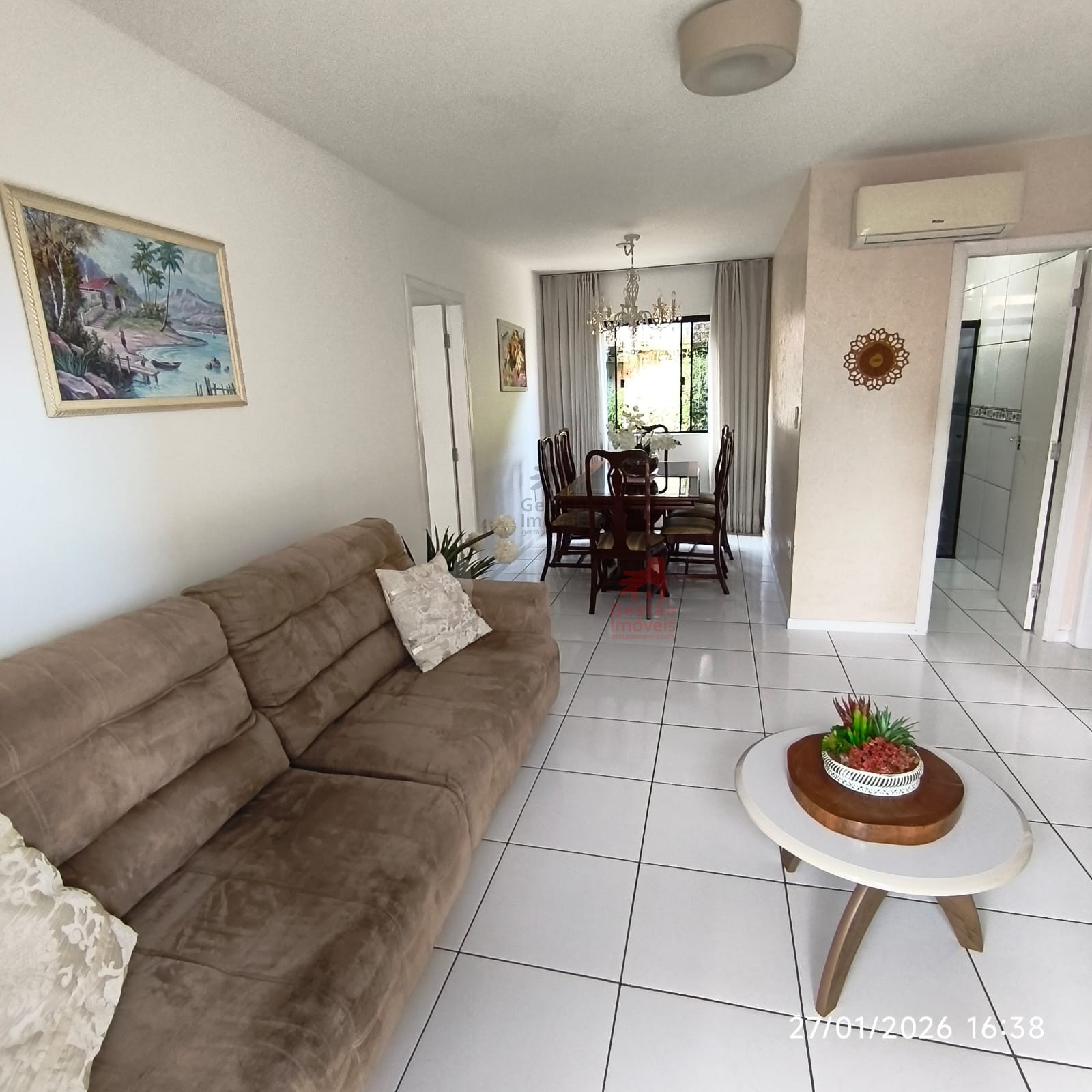 Casa 2 quartos para Locação Anual no bairro Nações em Balneário Camboriú