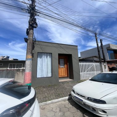 Kitnet 1 quarto para Locação Anual no bairro Centro em Balneário Camboriú