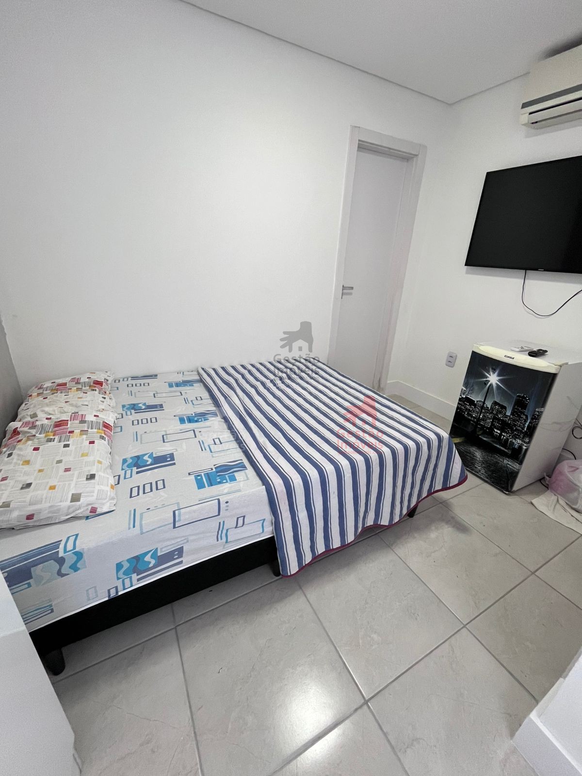 Kitnet 1 quarto para Locação Anual no bairro Centro em Balneário Camboriú