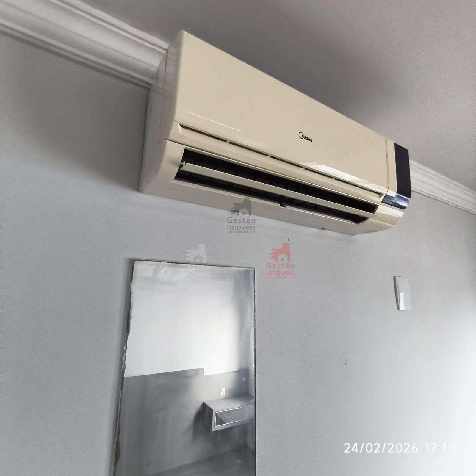 Apartamento 2 quartos para Locação Anual no bairro Cedro em Camboriú