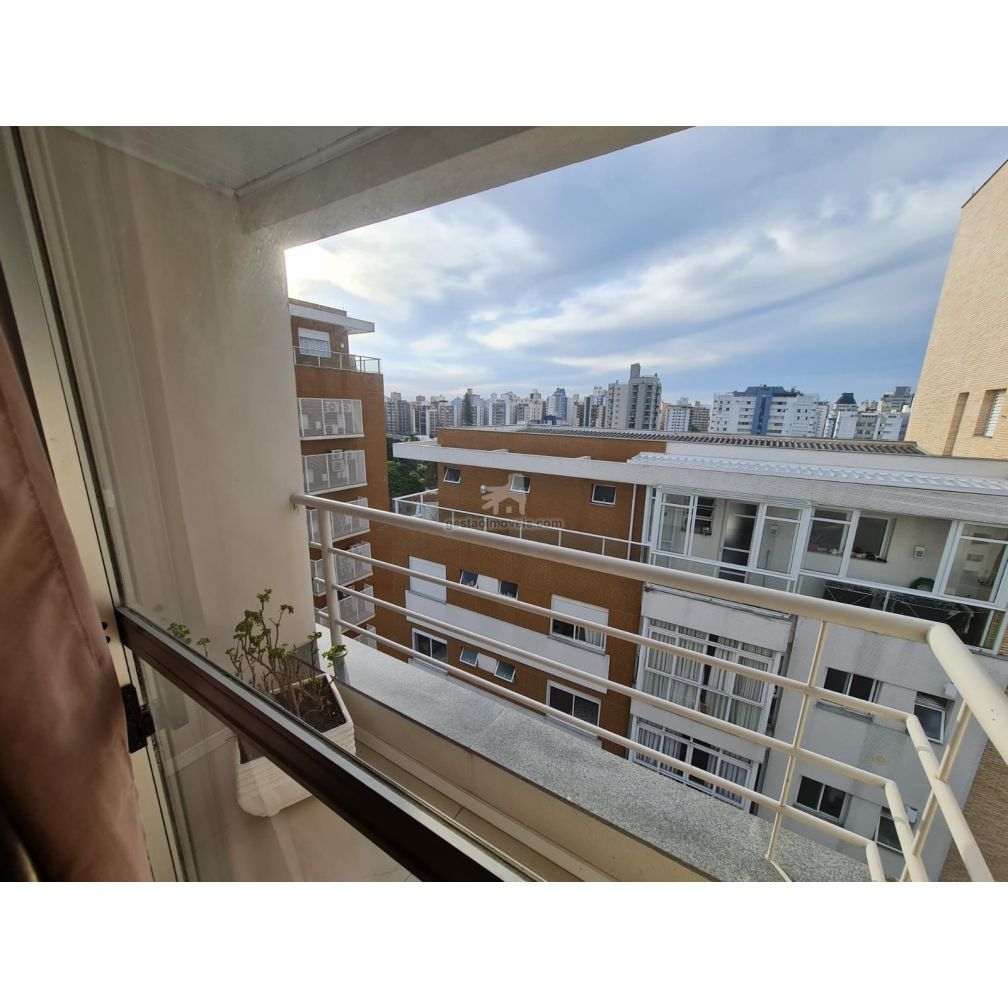 Apartamento, 3 quartos, 131 m² - Foto 2