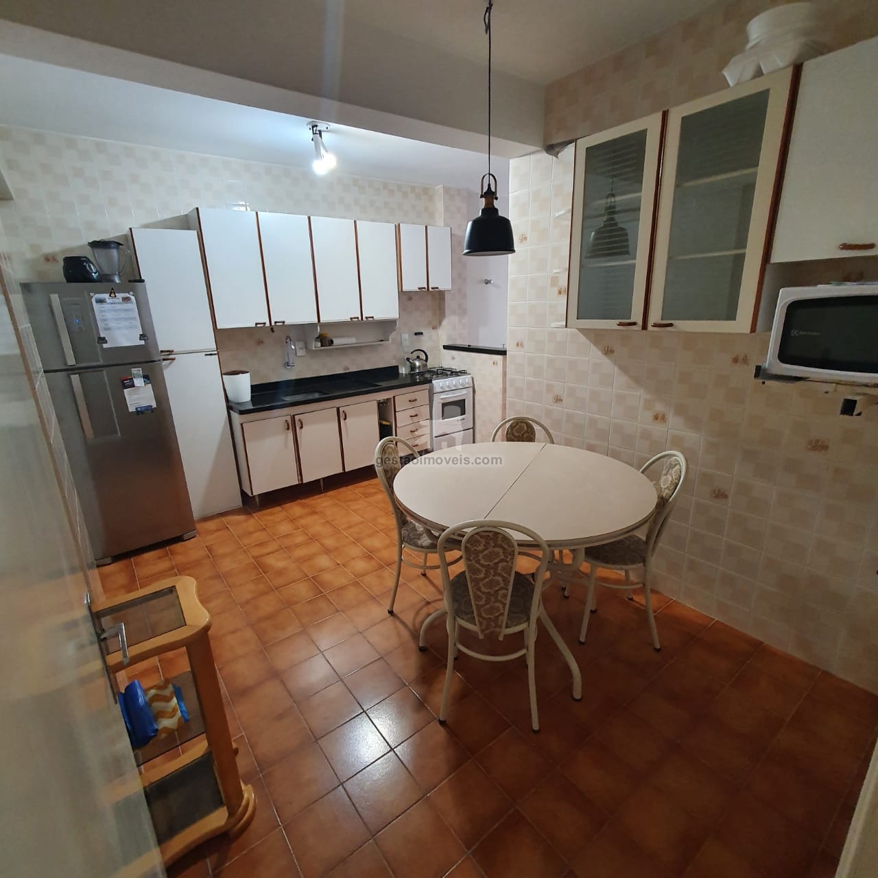 Apartamento para locação no Ed. Cravo e Canela