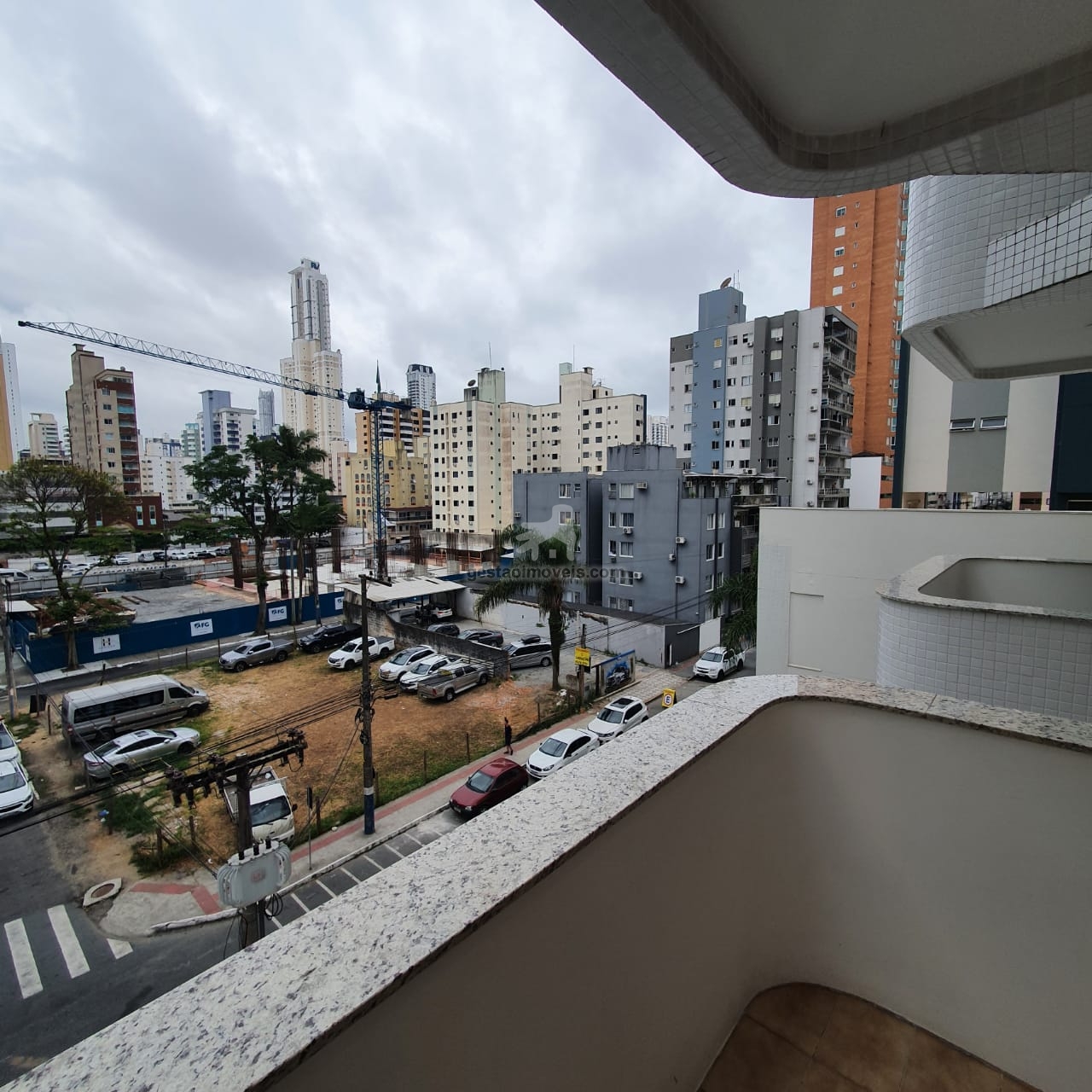 Apartamento para venda no Ed. Cravo e Canela