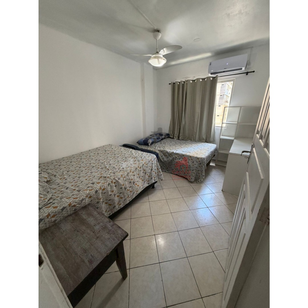 Apartamento 2 quartos próximo a praia no centro de BC