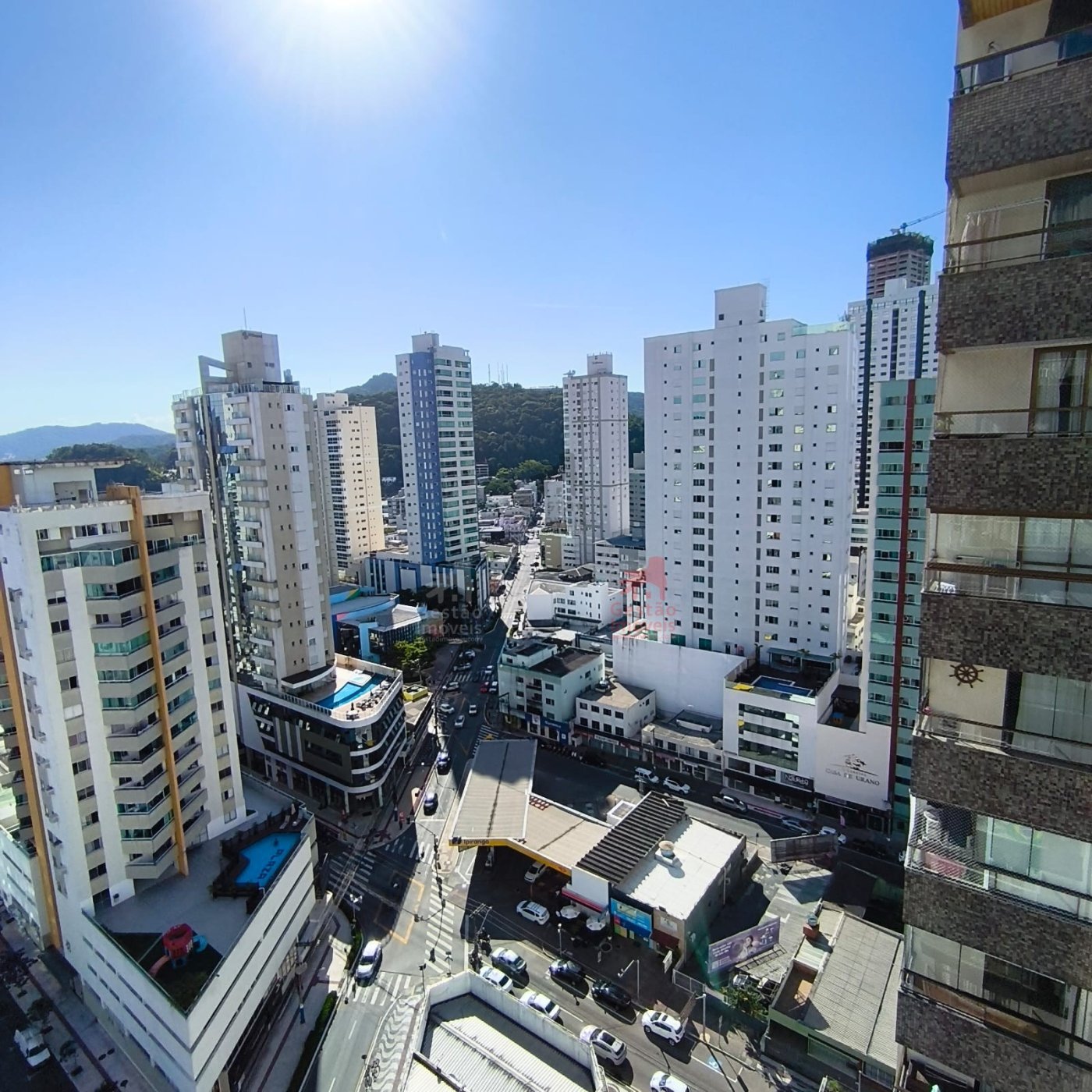 Apartamento 4 quartos sendo 2 suítes a venda no Centro de BC