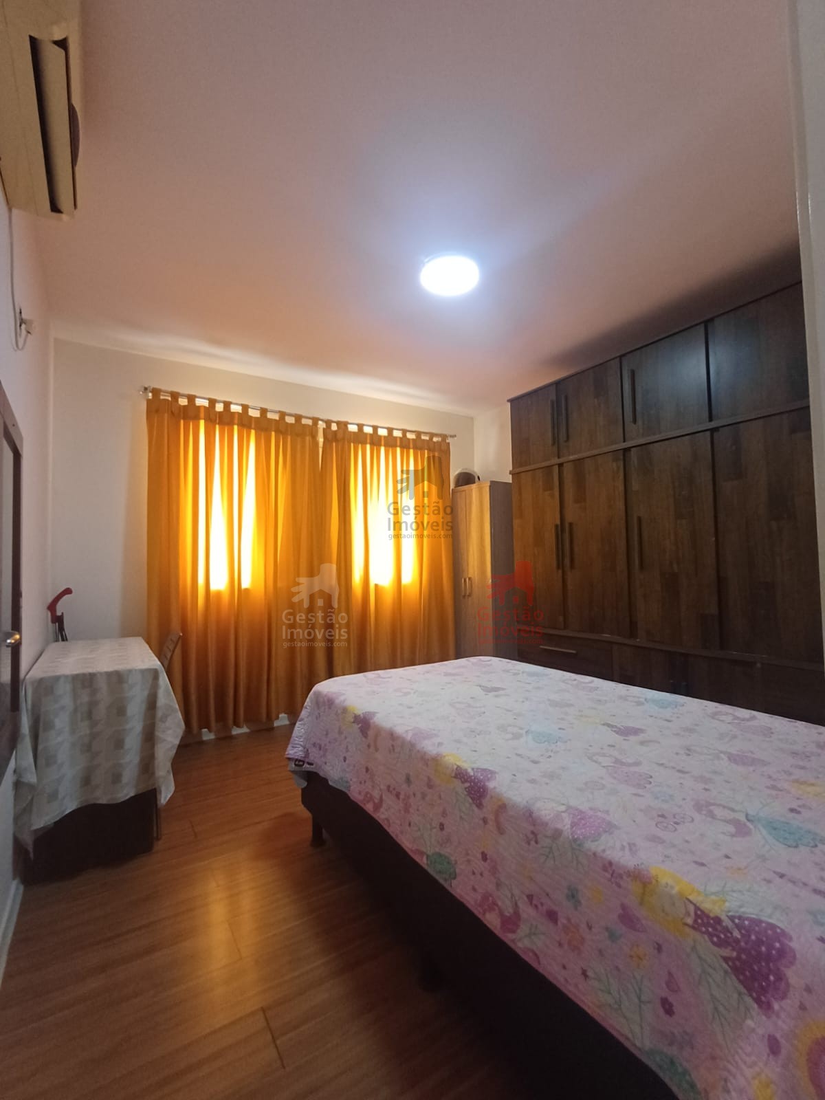 Apartamento 2 quartos para Locação Anual no bairro Cedro em Camboriú