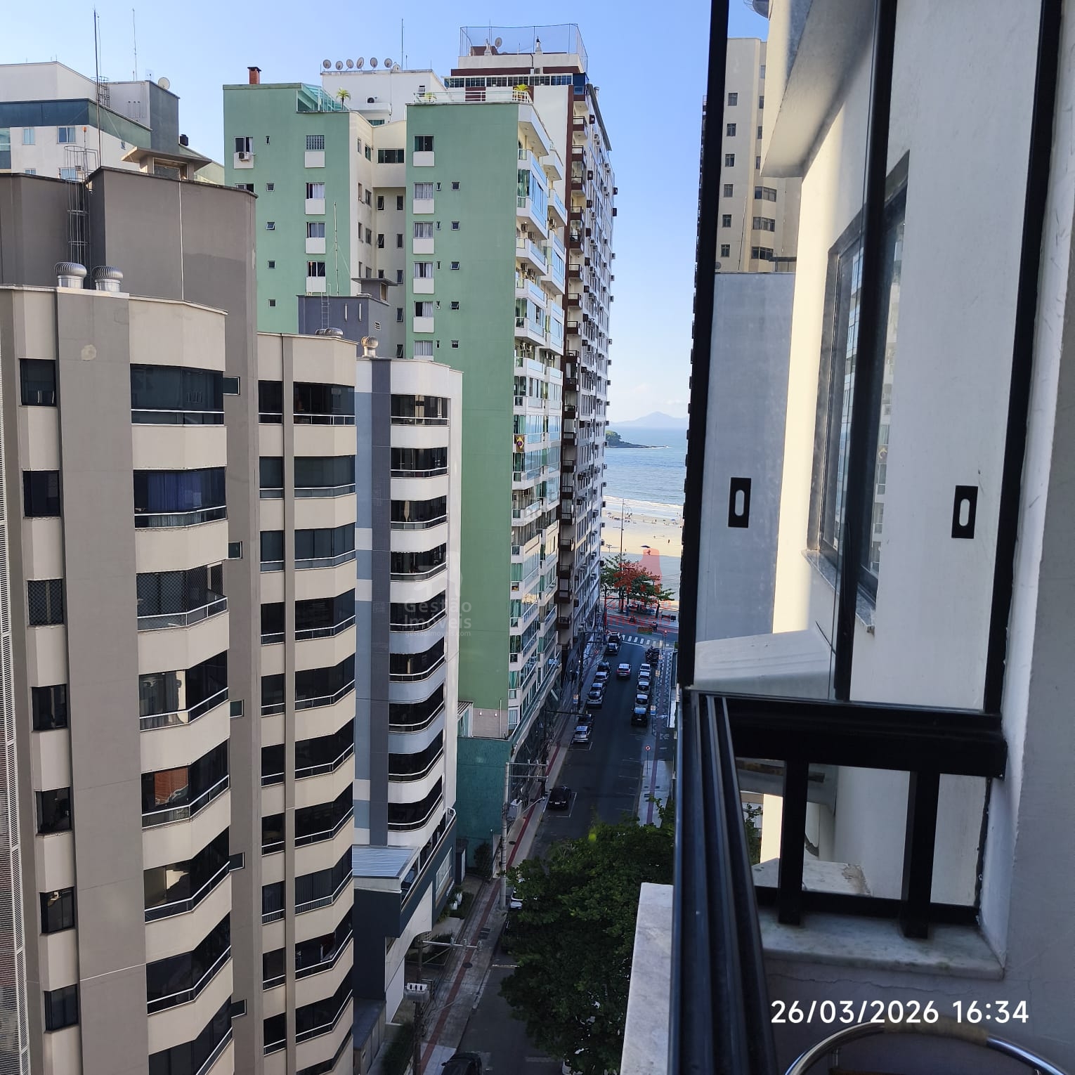 Venda de apartamento quadra mar com 3 quartos no centro de BC
