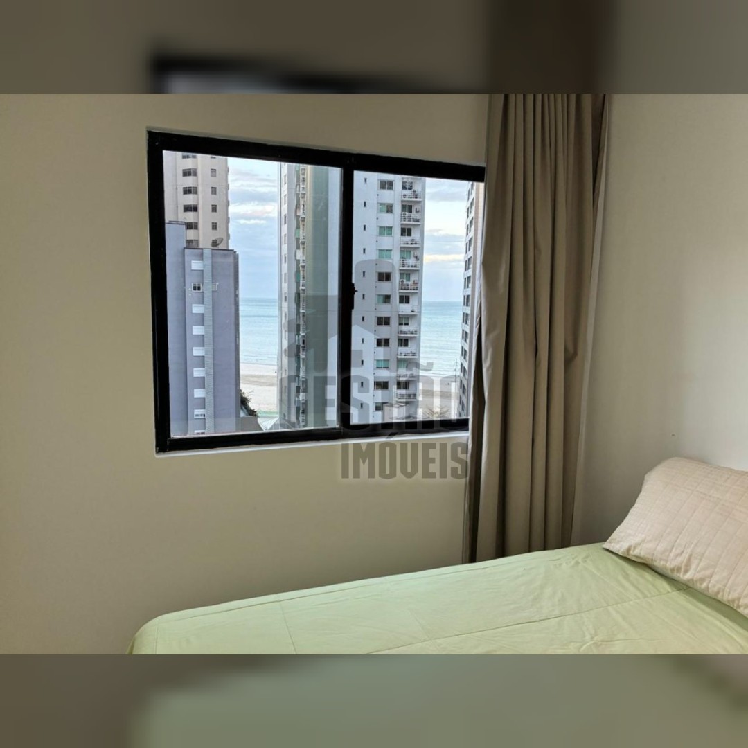 Venda de apartamento quadra mar com 3 quartos no centro de BC