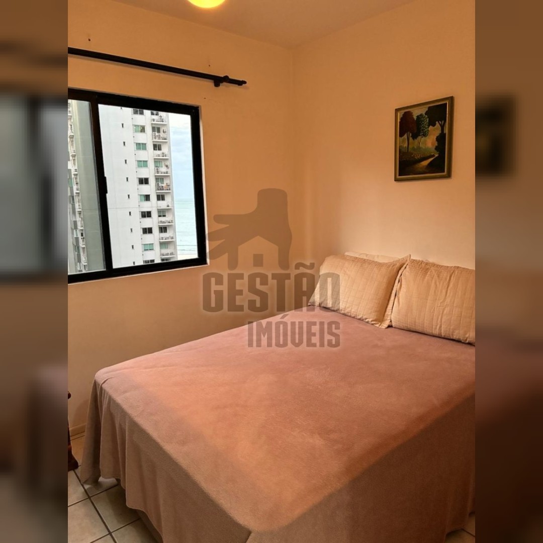 Venda de apartamento quadra mar com 3 quartos no centro de BC