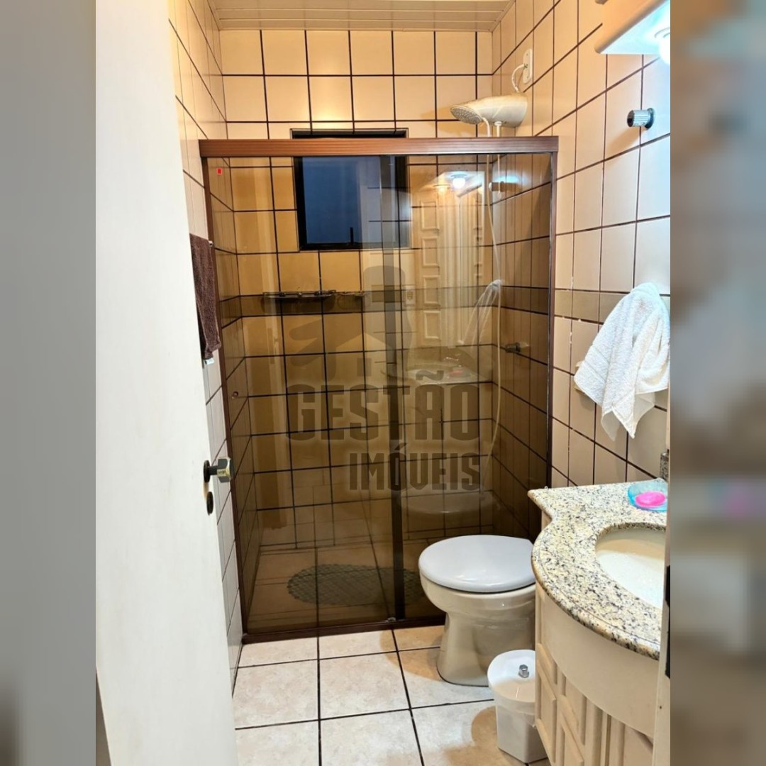 Venda de apartamento quadra mar com 3 quartos no centro de BC