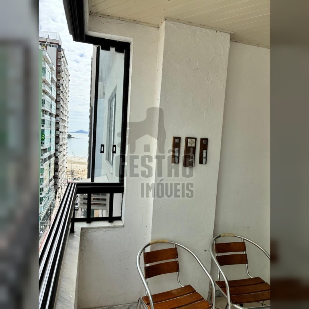 Venda de apartamento quadra mar com 3 quartos no centro de BC