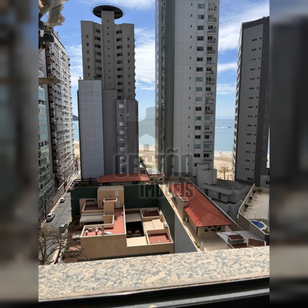 Venda de apartamento quadra mar com 3 quartos no centro de BC