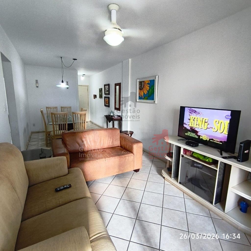 Venda de apartamento quadra mar com 3 quartos no centro de BC