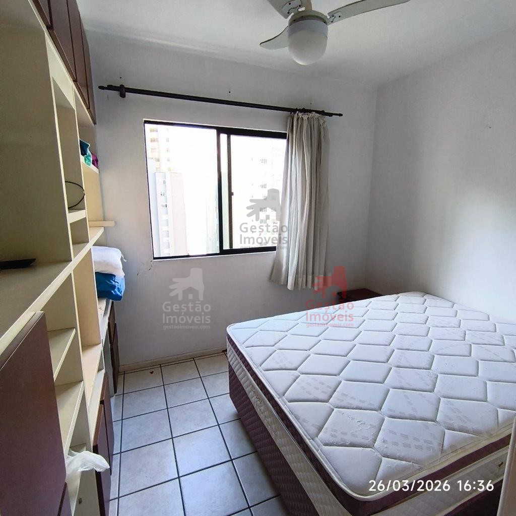 Venda de apartamento quadra mar com 3 quartos no centro de BC