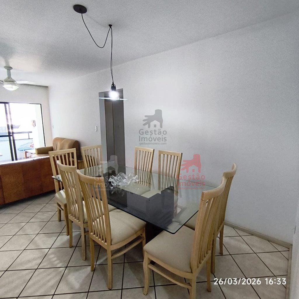 Venda de apartamento quadra mar com 3 quartos no centro de BC