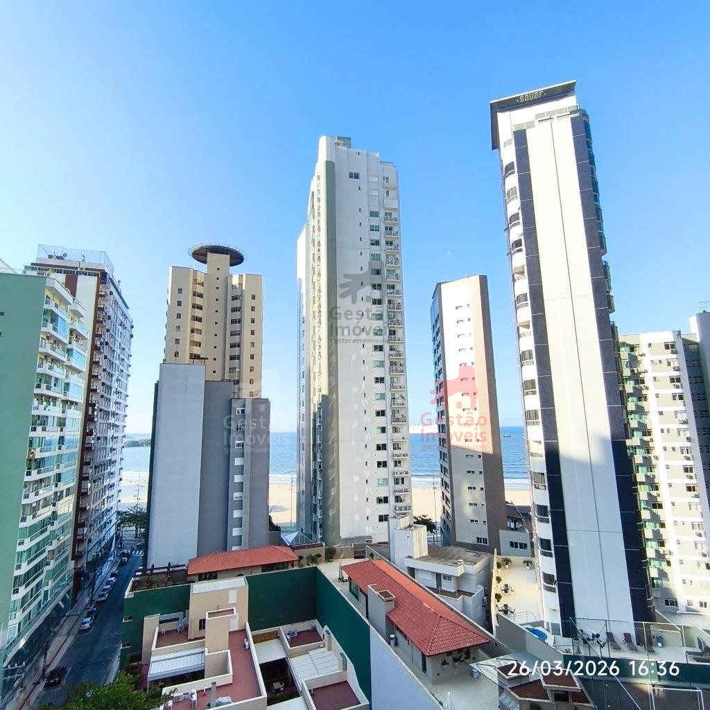 Venda de apartamento quadra mar com 3 quartos no centro de BC