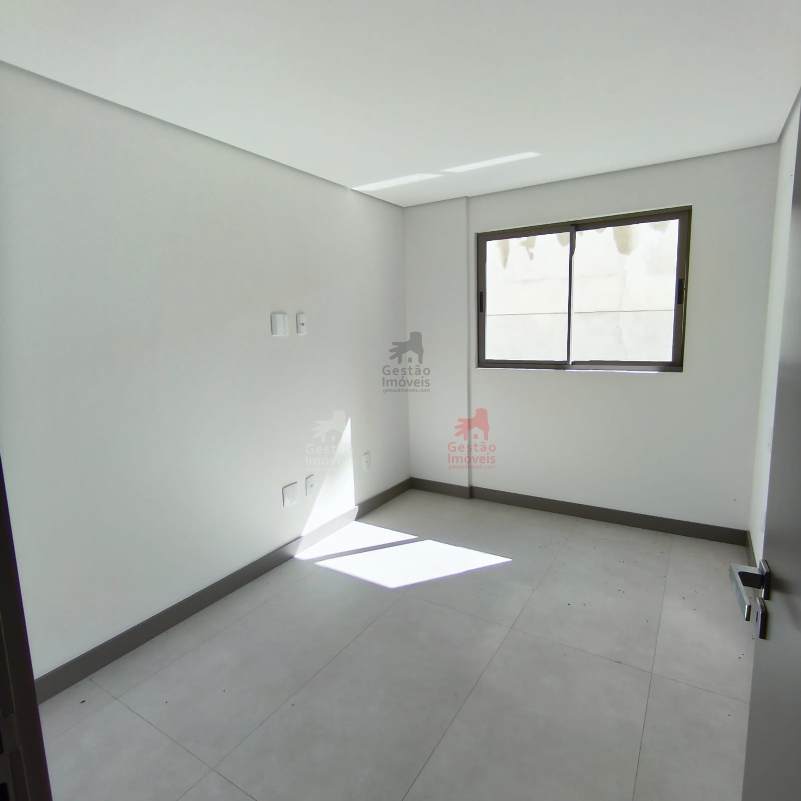 Apartamento 2 dormitórios para Venda na Praia Brava 