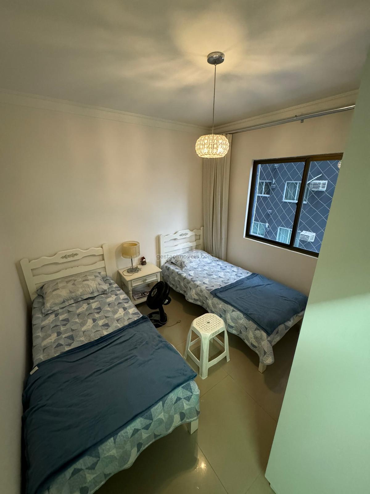 Apartamento QUADRA MAR Mobiliado no Centro de Balneário Camboriú 