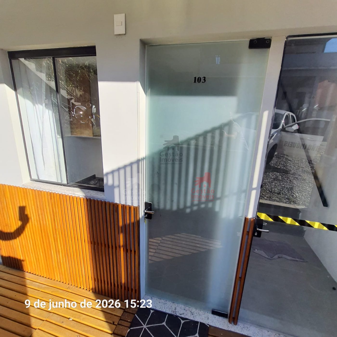 Loft mobiliada para locação no bairro ariribá
