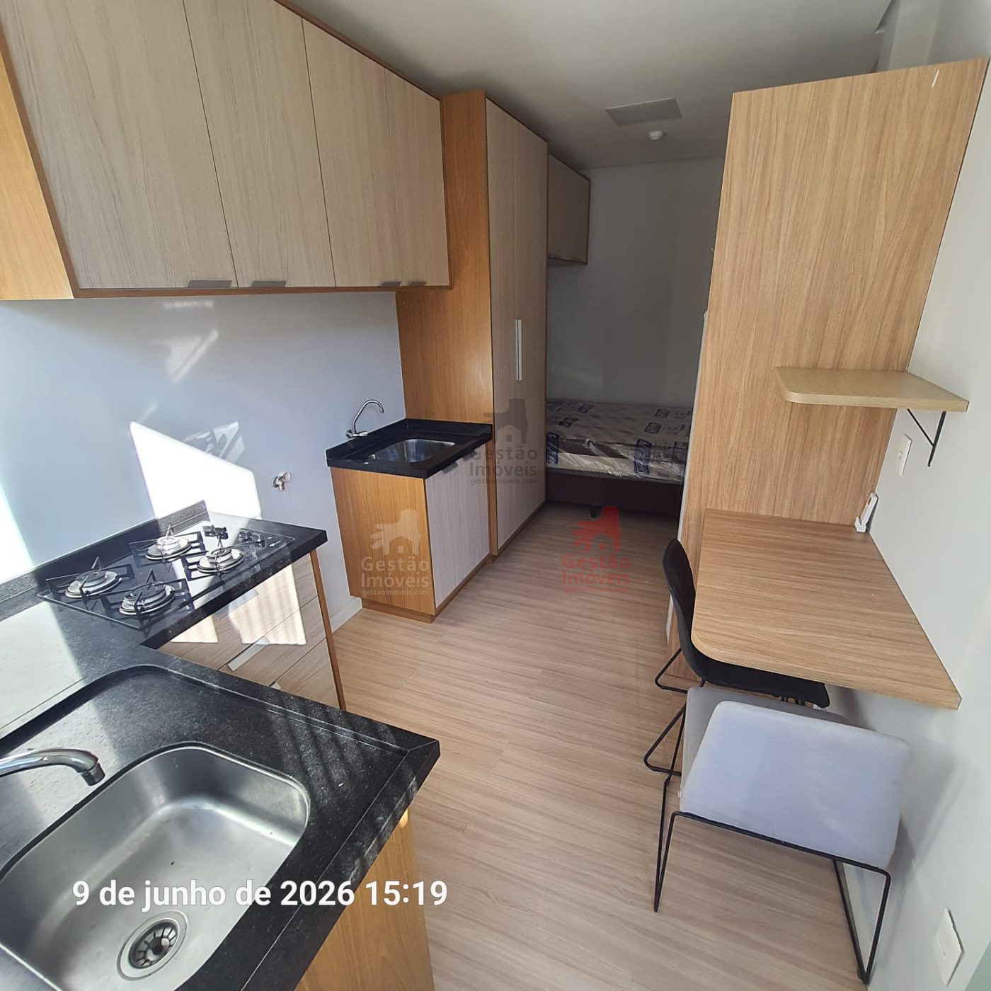 Loft mobiliada para locação no bairro ariribá