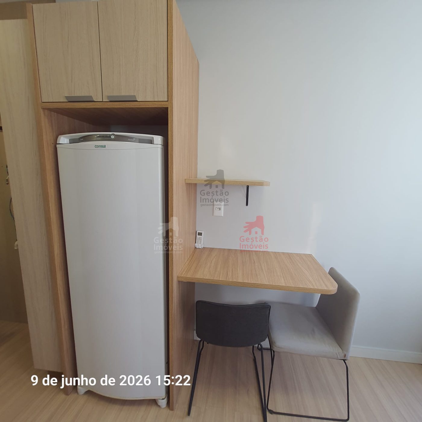 Loft mobiliada para locação no bairro ariribá