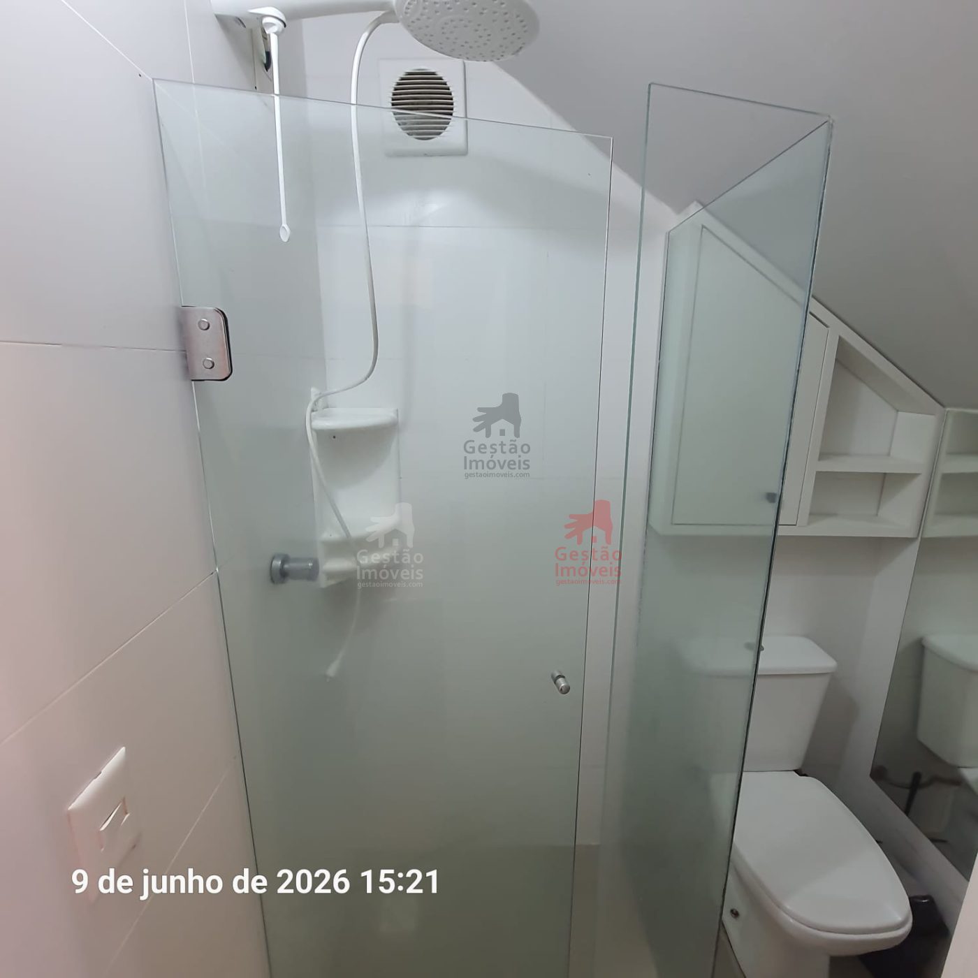 Loft mobiliada para locação no bairro ariribá