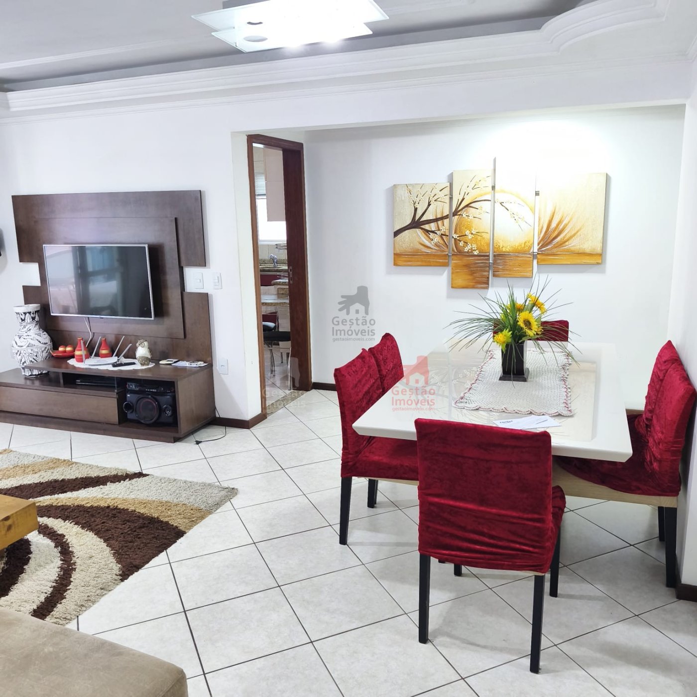 Apartamento 2 quartos para Locação Anual no bairro Centro em Balneário Camboriú