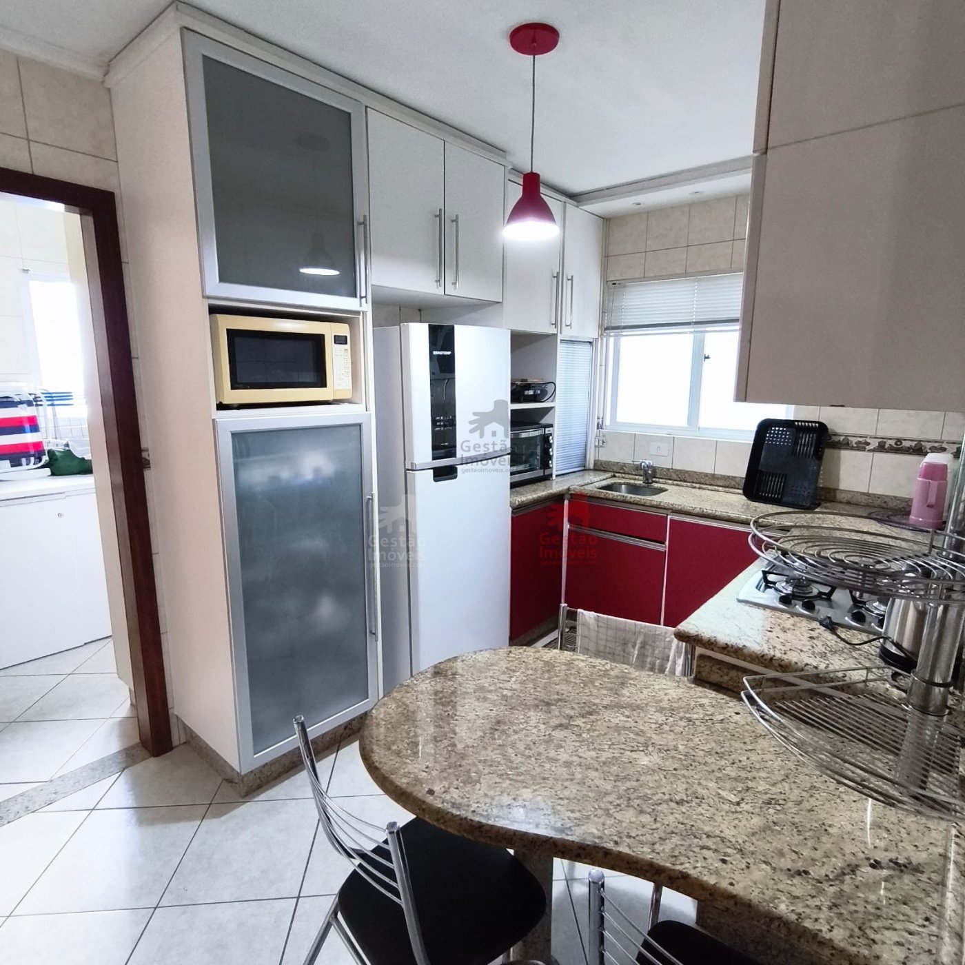 Apartamento 2 quartos para Locação Anual no bairro Centro em Balneário Camboriú